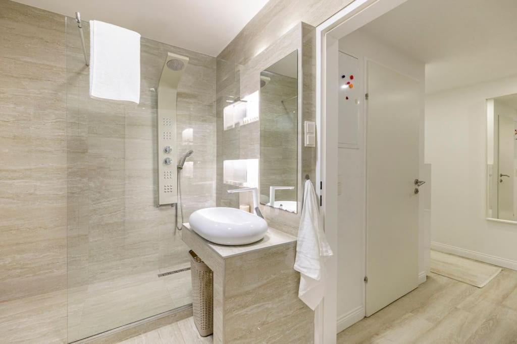 The Viendia Residence Vienna Exterior photo